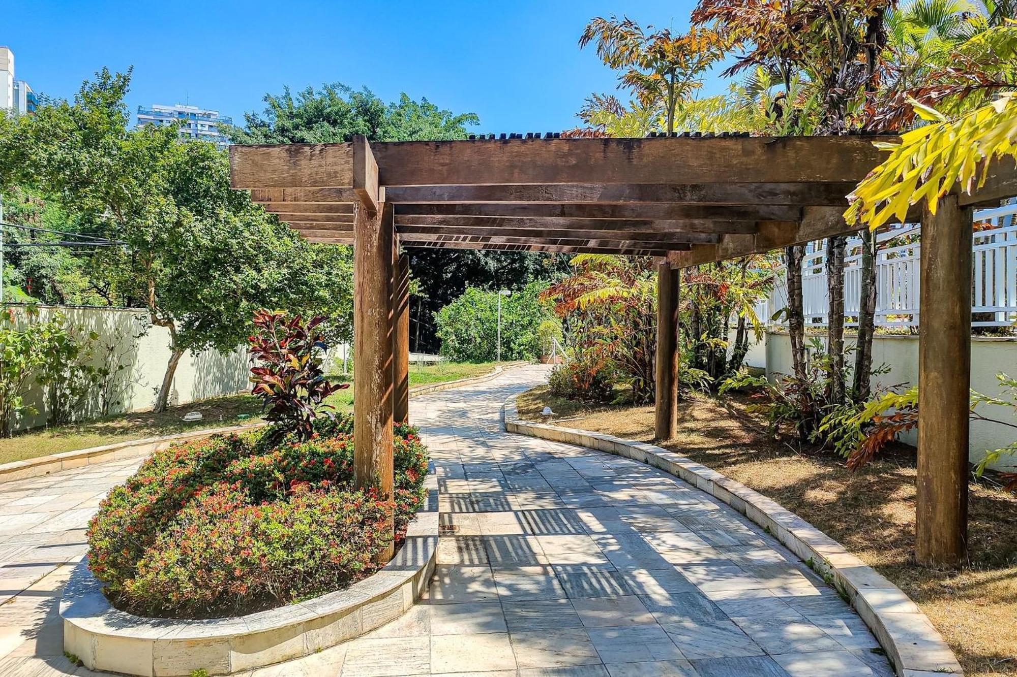 Apartamento 2qtos C/ Vista Mar E Piscina Na Barra|els 440/2109 *