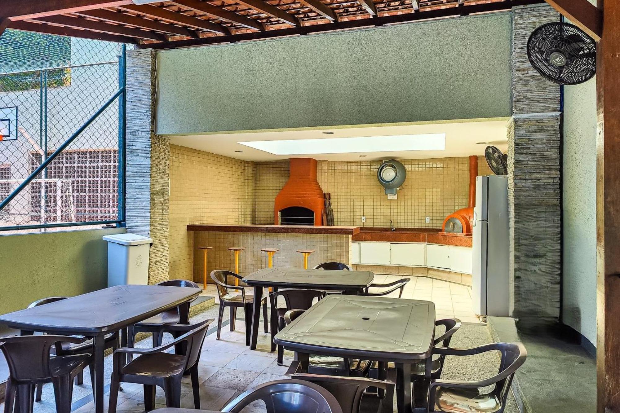 2qtos C/ Vista Mar E Piscina Na Barra|els 440/2109