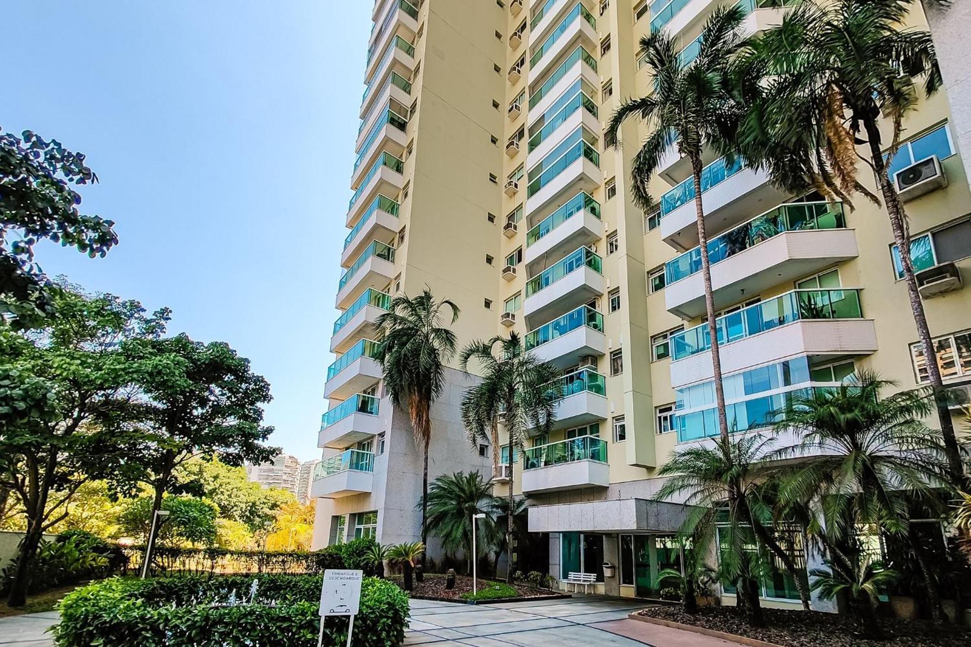 Apartamento 2qtos C/ Vista Mar E Piscina Na Barra|els 440/2109 *