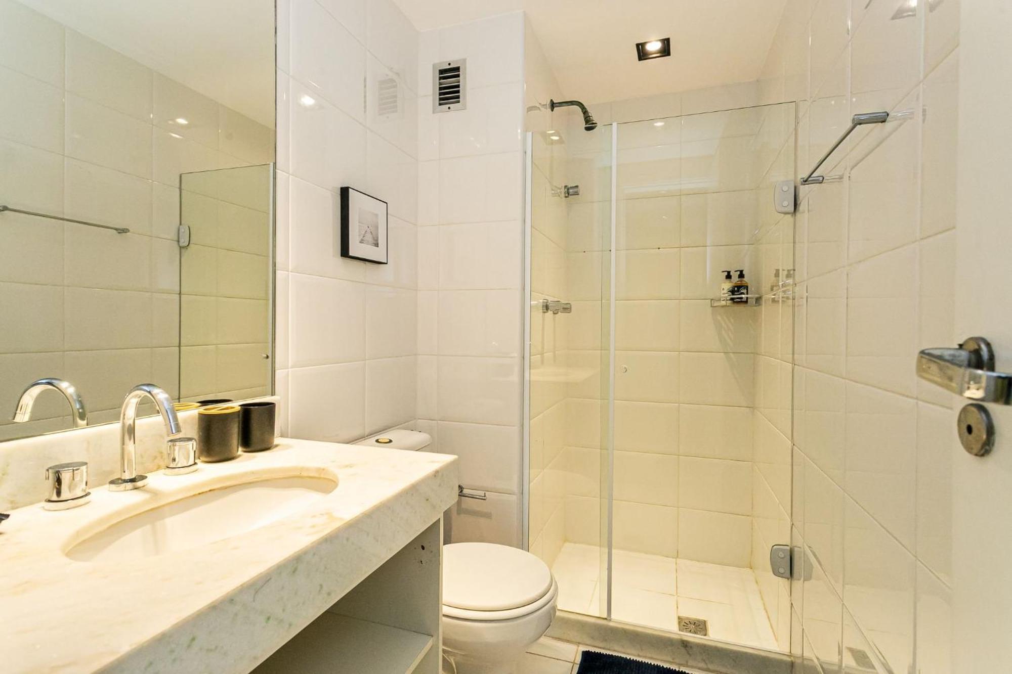 2qtos C/ Vista Mar E Piscina Na Barra|els 440/2109 *